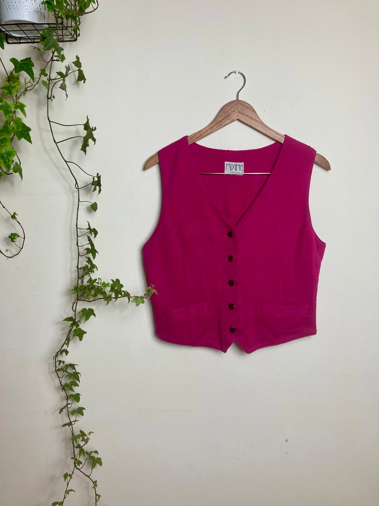 Pink wool vest Made in Italy