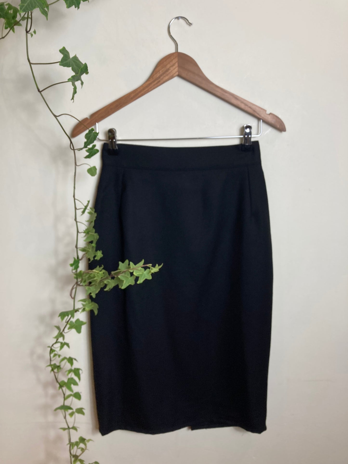 Gai Mattiolo Couture  Skirt Made in Itlay