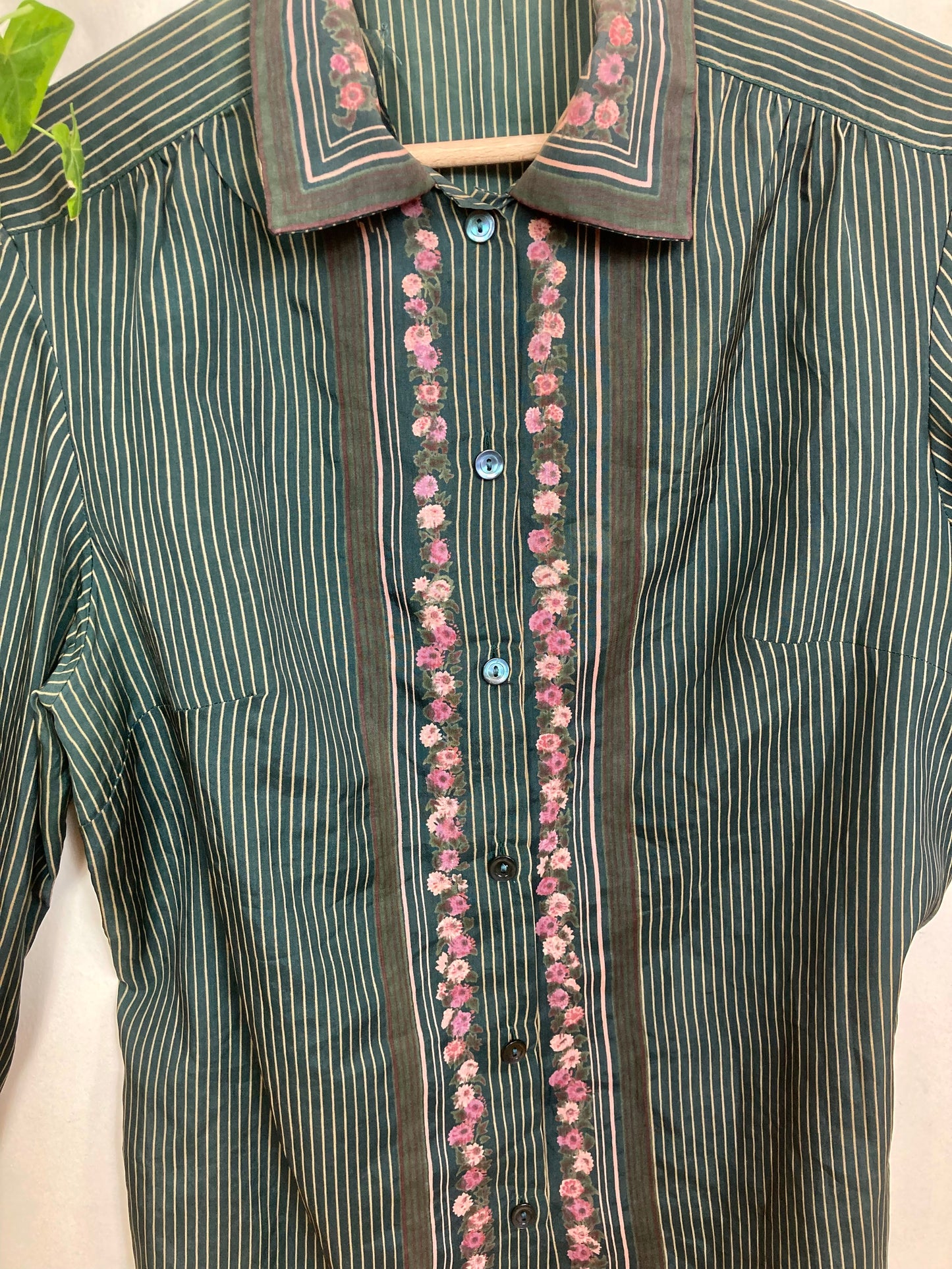 70s Green Flowers Shirt