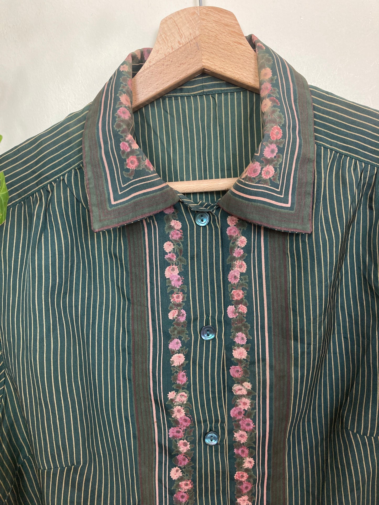 70s Green Flowers Shirt